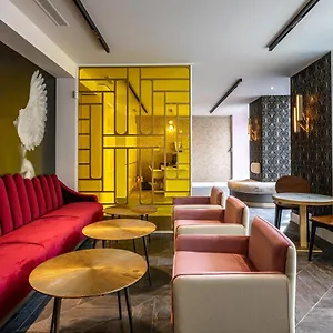 Hotell Nude - Color Vision, Paris